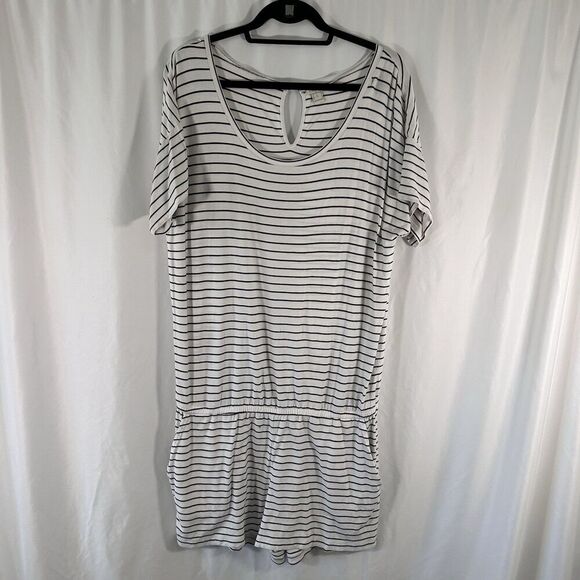 J. Crew Pants - J. Crew Romper Women's Large White Blue Striped Short Sleeve Round Neck Pockets